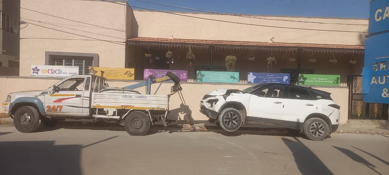 Essential Vehicle Maintenance Tips to Avoid Breakdowns